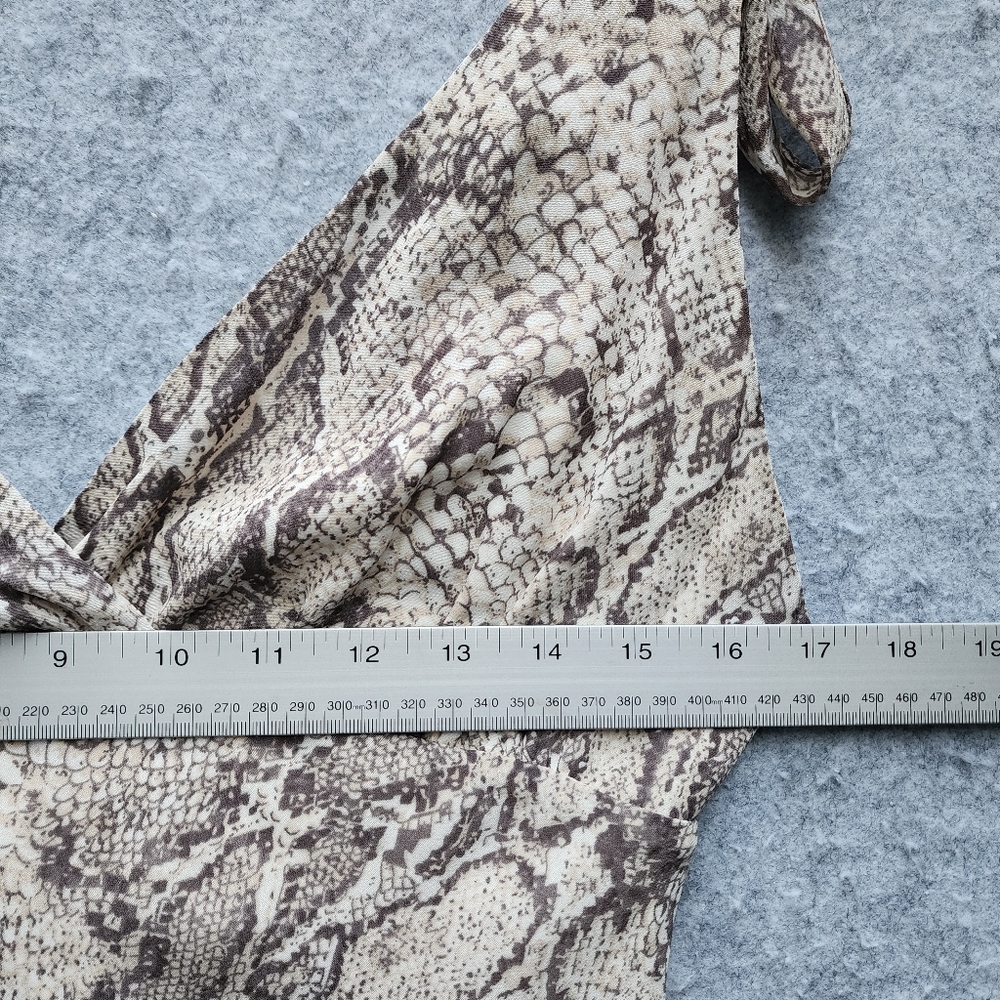 Reformation Python Snake Print Venezia Vneck Midi… - image 8